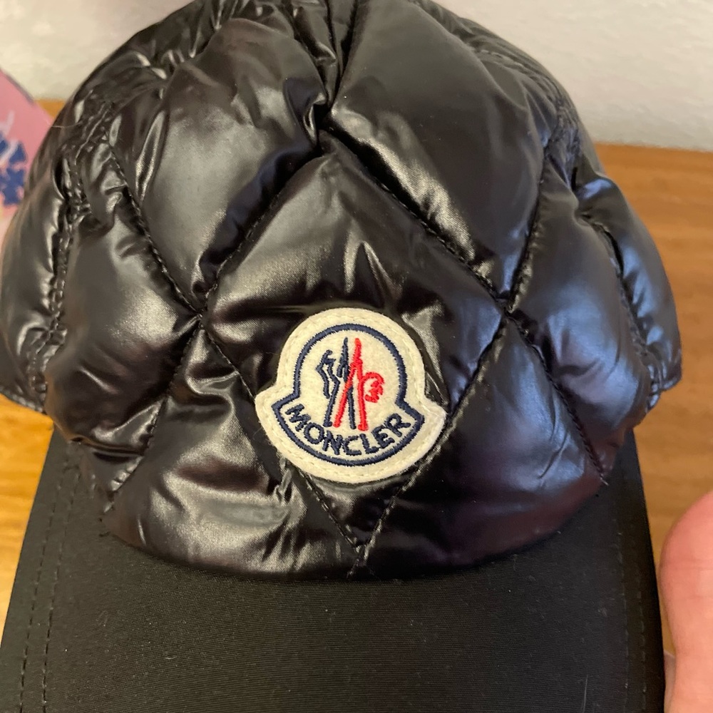 💯 Authentic RARE MONCLER Quilted Puffer Down Black Ball Cap Hat - Picture 5 of 15